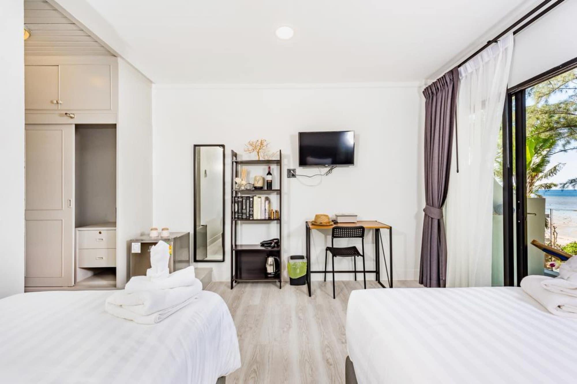 Thai Kamala Beach Front Phuket Exterior photo