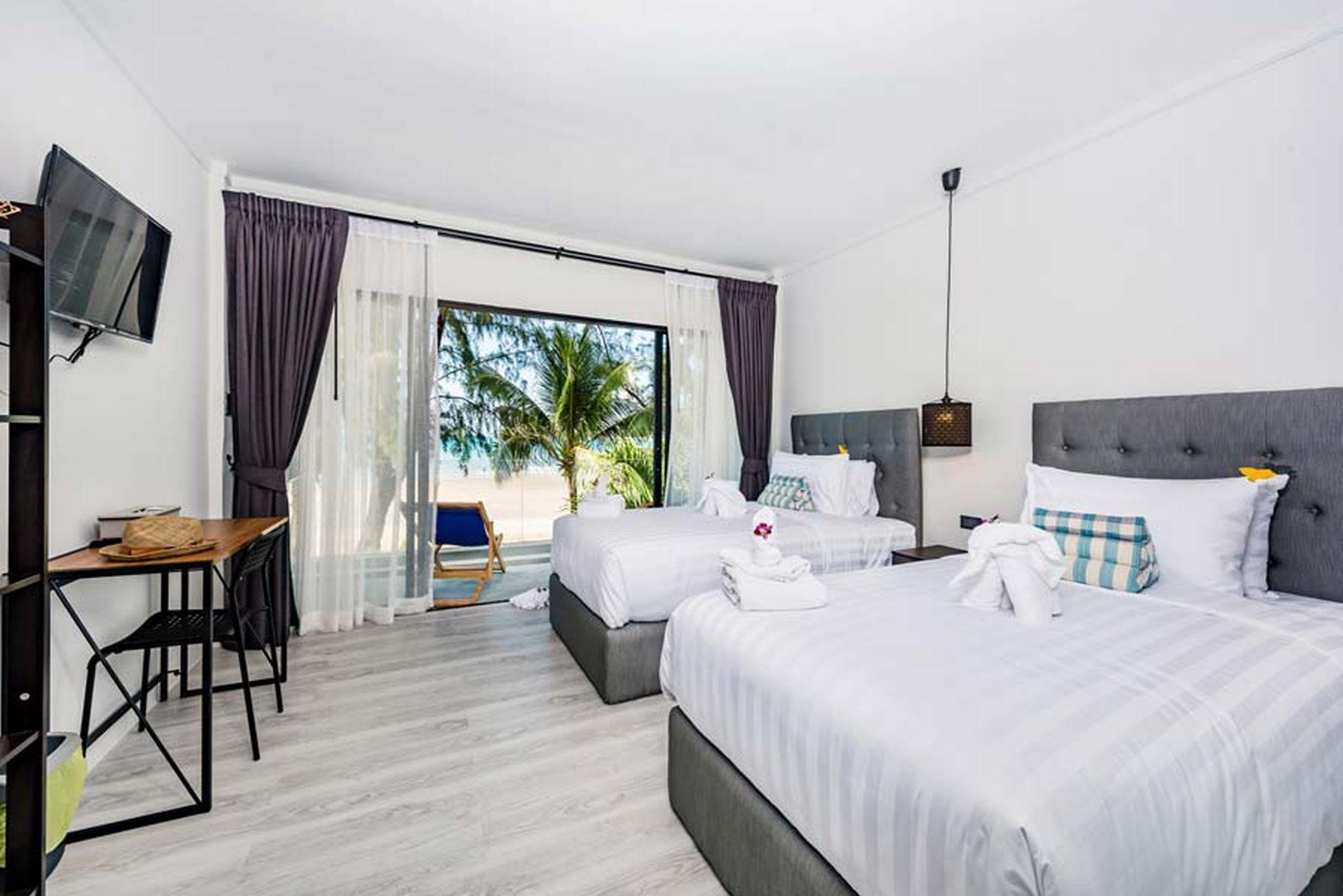 Thai Kamala Beach Front Phuket Exterior photo