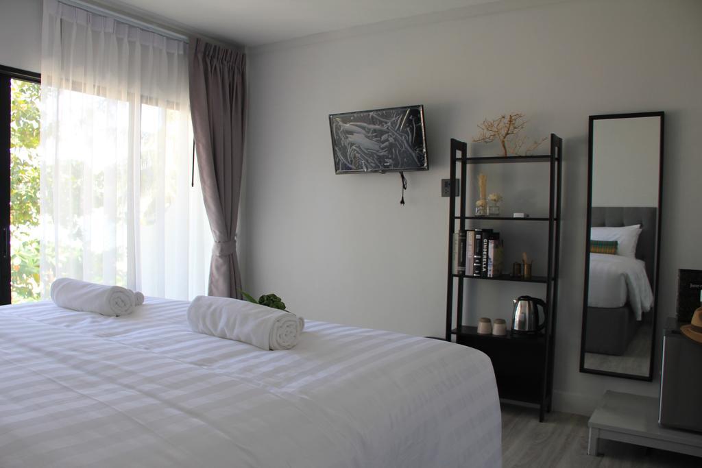 Thai Kamala Beach Front Phuket Exterior photo